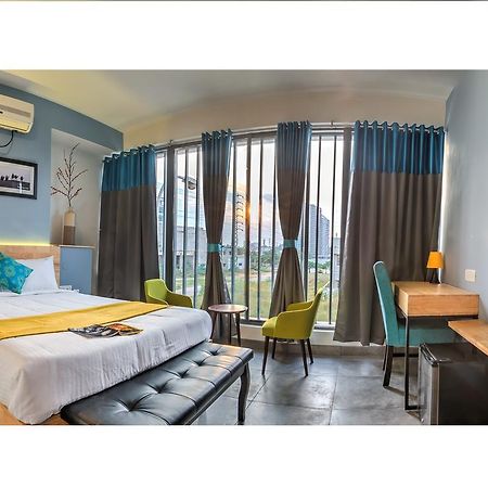 Aura Corporate Suites At Manyata Tech Park Bangalore Eksteriør bilde